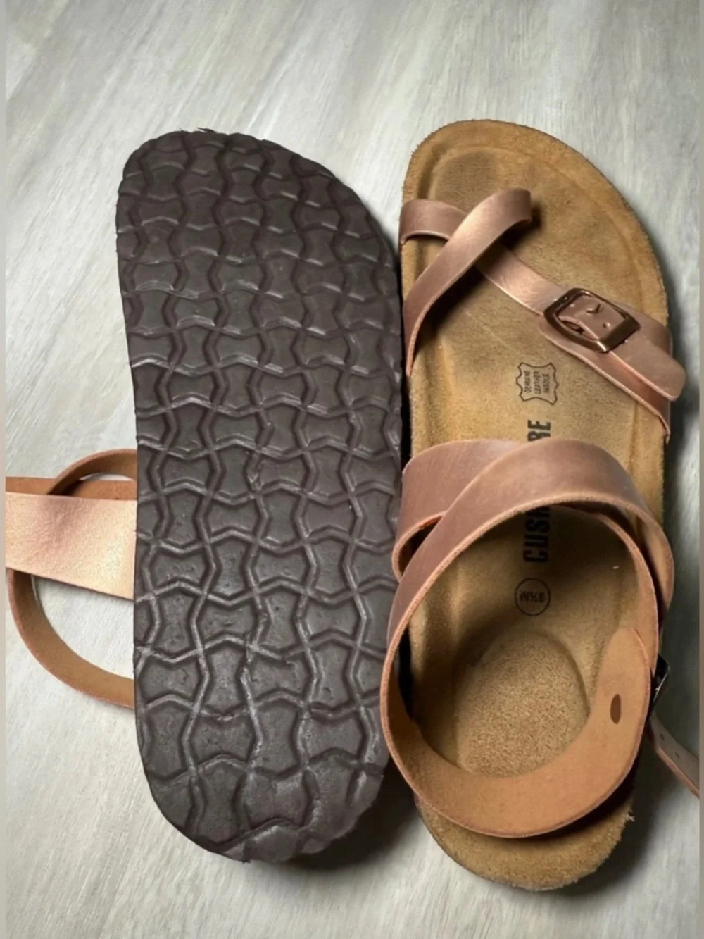 CUSHIONAIRE Size 9.5M Lara Cork footbed Sandal Rose Gold Genuine Leather strap